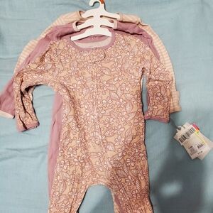 NWT Baby Zip Up Onsies 3pk